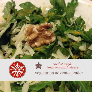 diy adventskalender vegetarisch kochen rezept  salat Rohkost Rauke Rukula Bergkäse Kurkuma