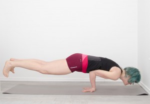 Yoga, Pfau, peacock pose, mayurasana, Armbalance, Gleichgewicht, Yogaposition, asana