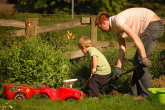 Kinder, Eltern, Eltern sein, Mama, Papa, Mutter Vater Kind, Erziehung, Vorbild, Kommunikation, Liebe, Elterntraining