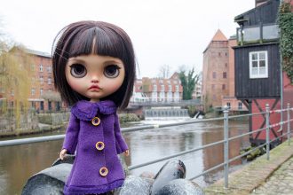 MargoTravellingBlythe, Blythe, diy, Margo, Karolin Felix, Puppe, doll, traveling blythe, Lüneburg, Stint, Fachwerkhäuser, Altstadt, Ilmenau