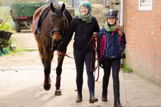 reiten, Reiter, Pferd, Reiterhof, Reitermädchen, Reitanfänger